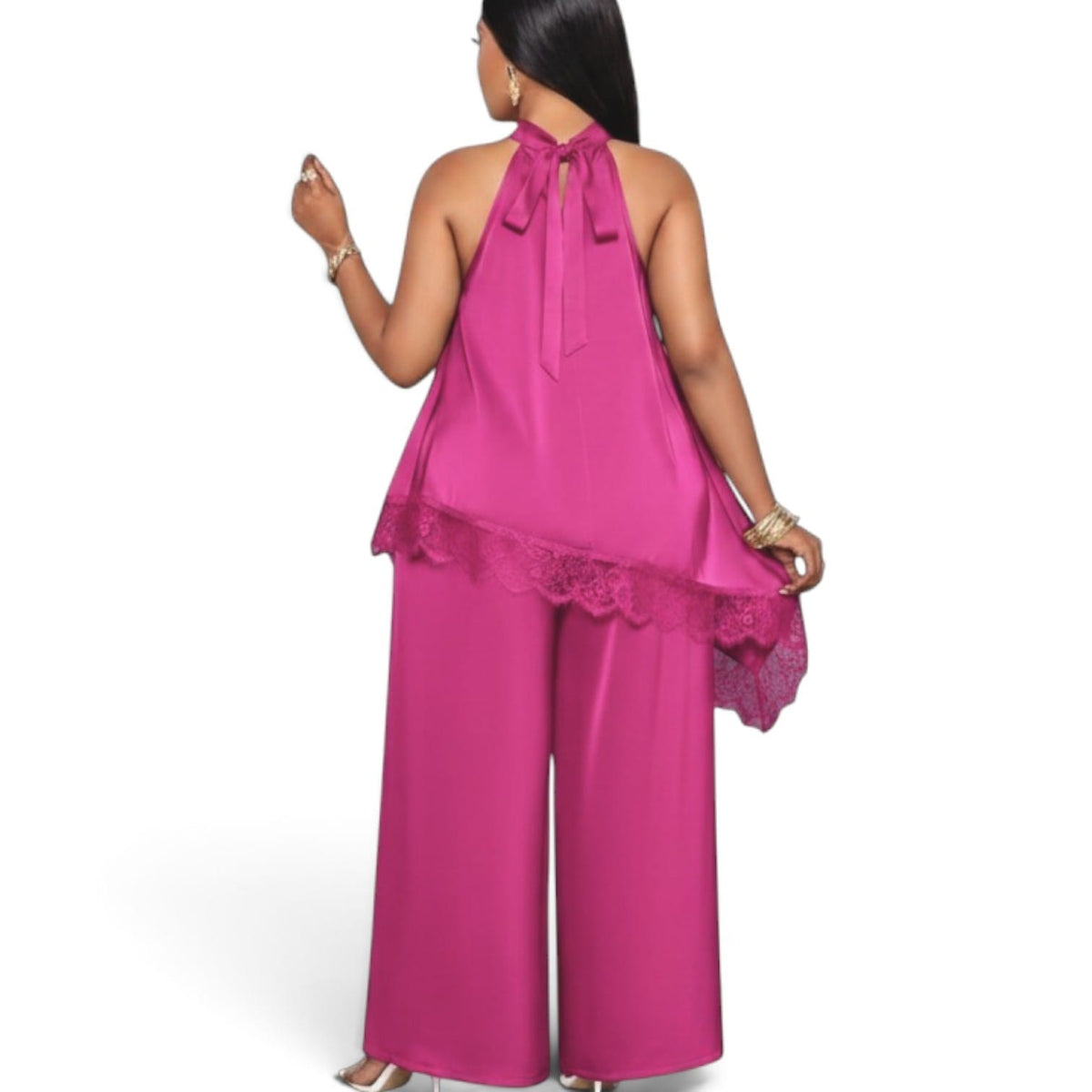 GlammeFab Two Piece Lace Silk Halter Neck Set Pink